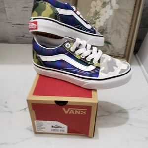 Vans boy shoes 13.5